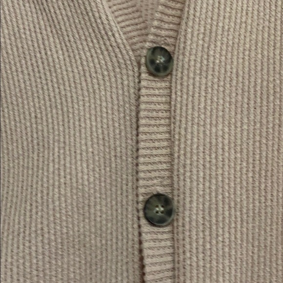 Peony Cardigan - Picture 3 of 4